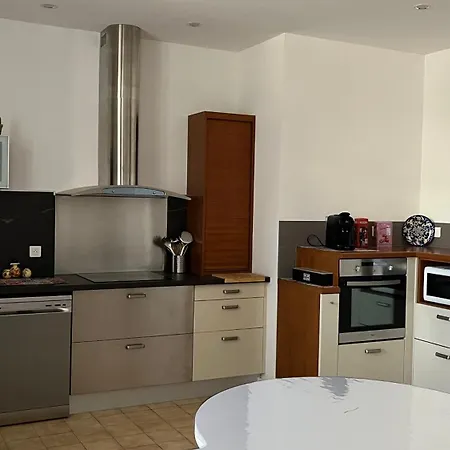 Maison Familiale Les Hirondelles Magalas