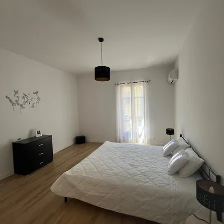 Maison Familiale Les Hirondelles بيت للعطل