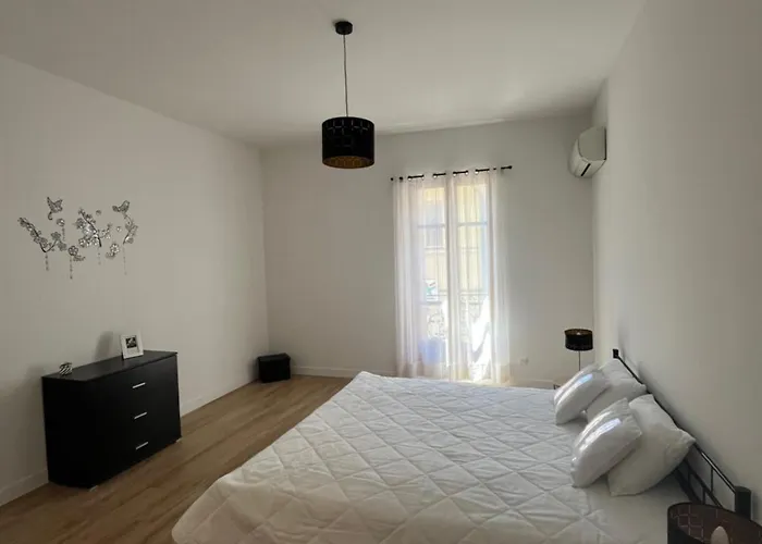 Maison Familiale Les Hirondelles Nyaraló